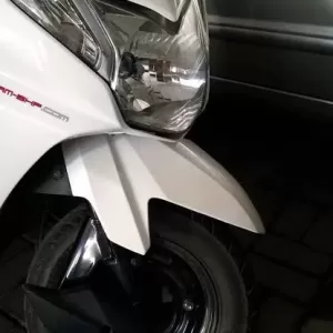 Ultra Front Mudguard For Dio new Amej White