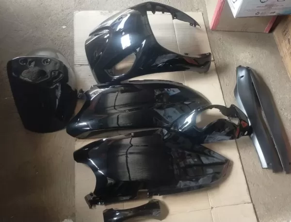 New Access 125 Black Aftermarket Full Body Kit